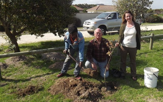 Pearly Beach, met rdl Dudley Coetzee en Lauren Rainbird